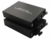 Smart 10/100BASE-T to 100BASE-FX Media Converter